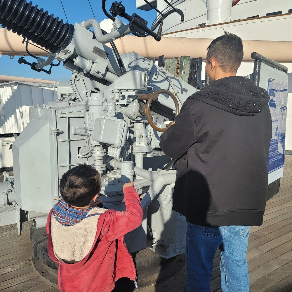 Meet your Posher, Crystal - Picture 8 of 16